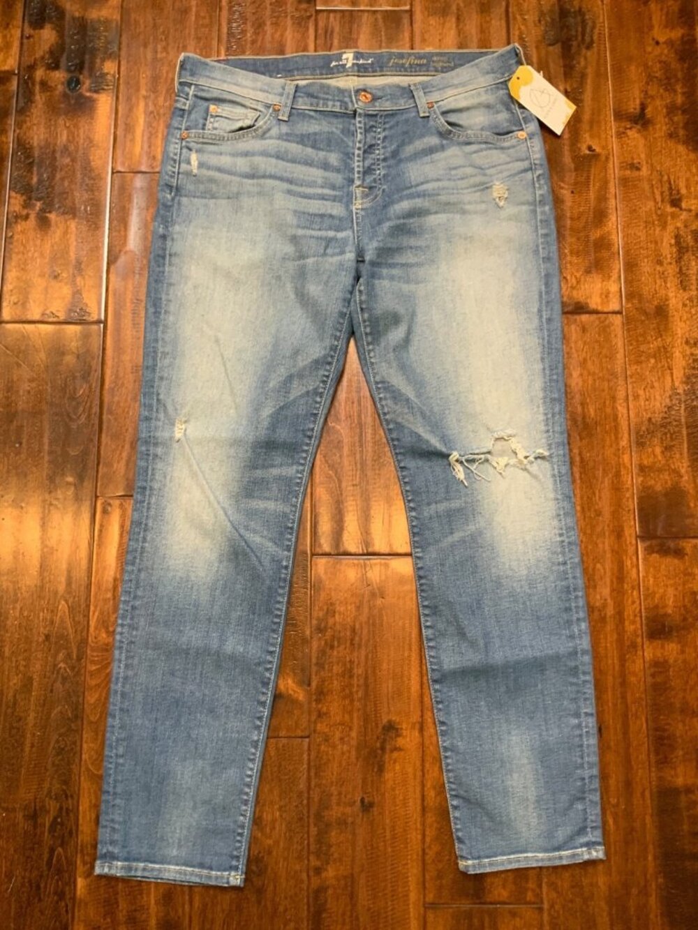 7 For All Mankind Blue Light Wash Denim Josefina Skinny Boyfriend Jean, Size 30